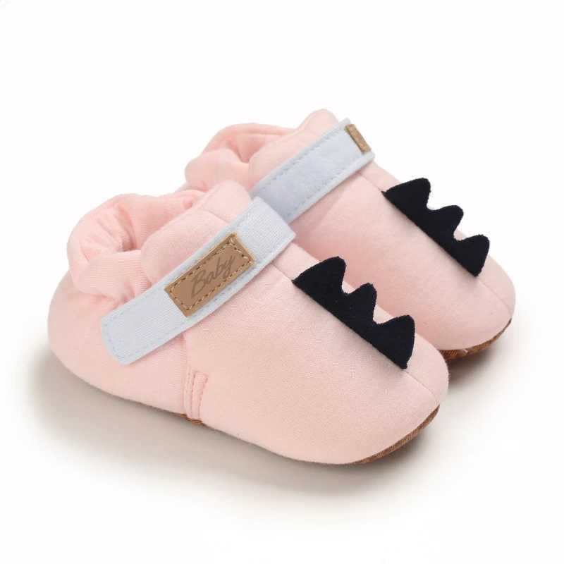 Autumn Baby Shoes Newborn Never Falls Off Shoes One Year Old Baby Soft Soled Walking Shoes Spring And Autumn Cloth ShoesJ250930