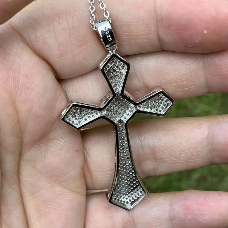 Hip Hop Stunning New Arrival Top Selling Jewelry Sterling Sier Pave White 5A CZ Gemstones Party Cross Pendant Women Necklace
