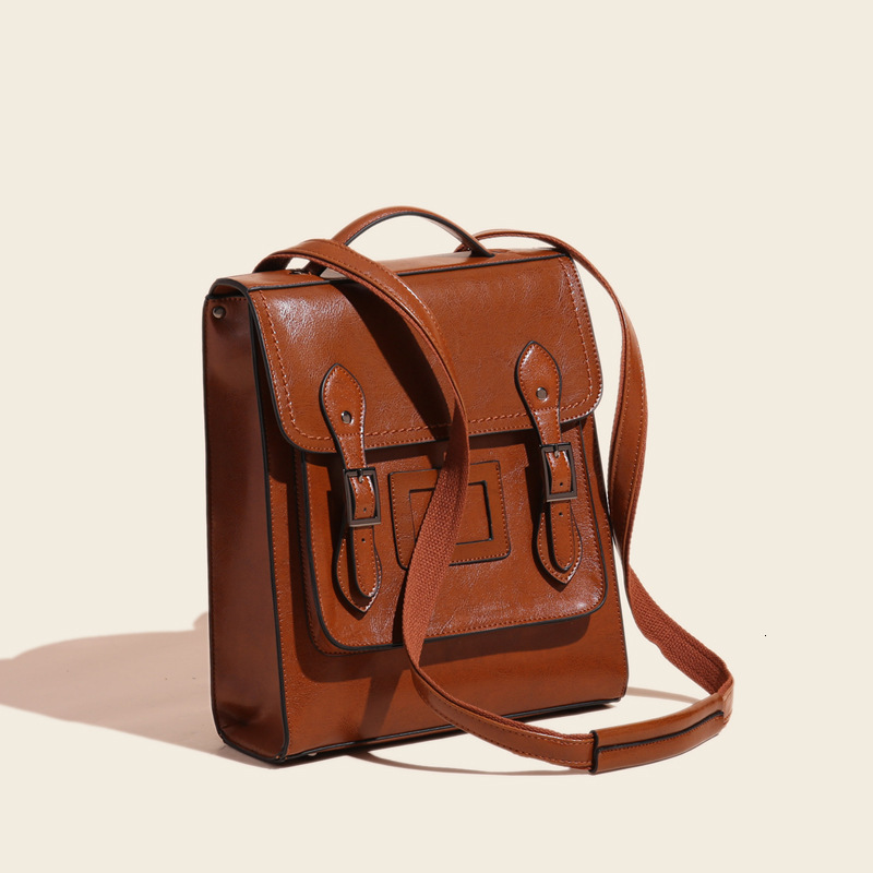 2025 new designer women's fashionable oil wax cowhide backpack