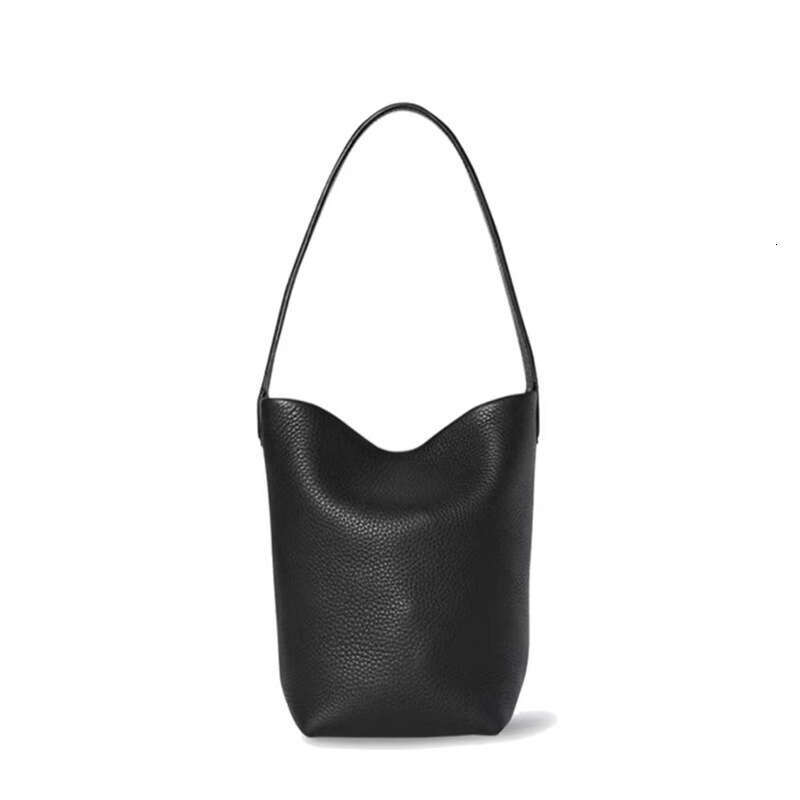 designer bag Luxury bag Genuine Leather Large Capacity Bucket New Trend Popular Top Layer Cowhide Niche Single Shoulder Commuter Bag for Women