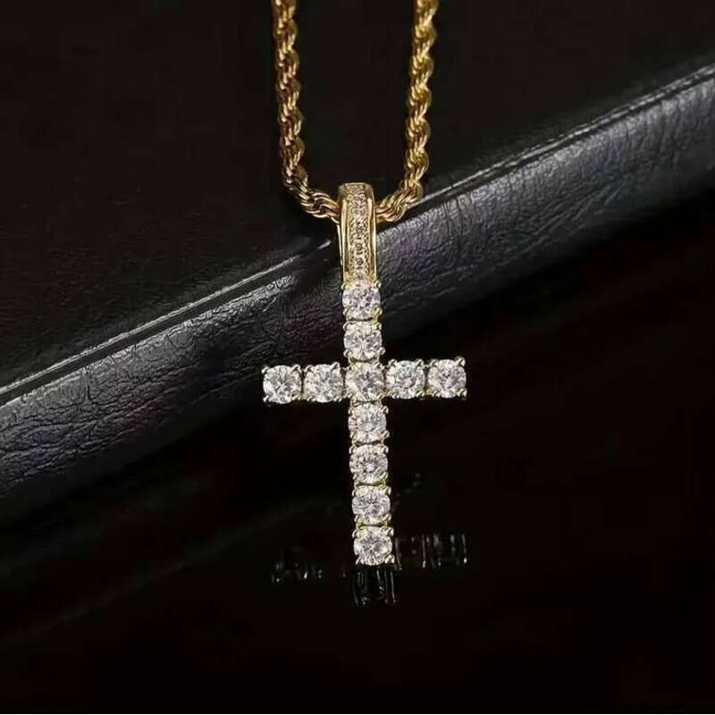 DHcollection Real Gold Plating Hip Hop Brass With One Row Bg Zircon Cross Pendant Necklace