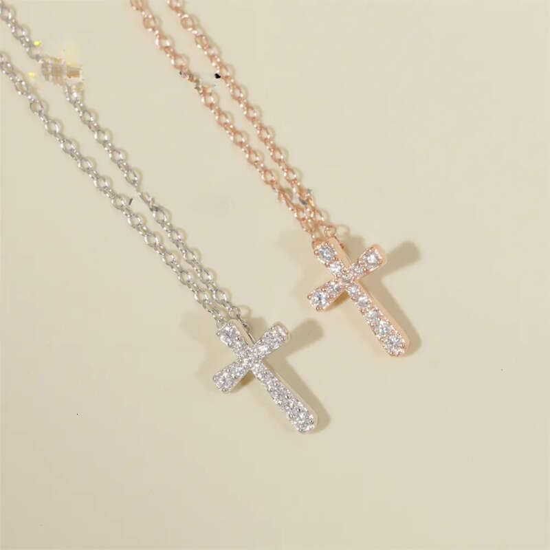 Pure Sterling Sier Jewelry Iced Out Design Moissanite for Women Wedding Gift Bling Cross Necklace