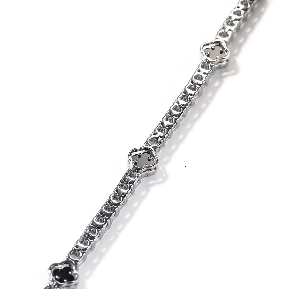 Ladies diamond red green black clover Cuban chain; Hip hop cubic moissanite pendant necklace; Designer moissanite.
