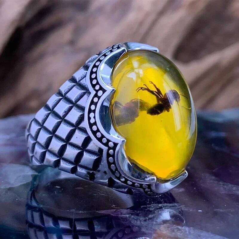 Vintage Big Oval Natural Agate Stone Men Retro Inlaid Yellow Red Zircon Ant Ring for Women Wedding Band Jewelry