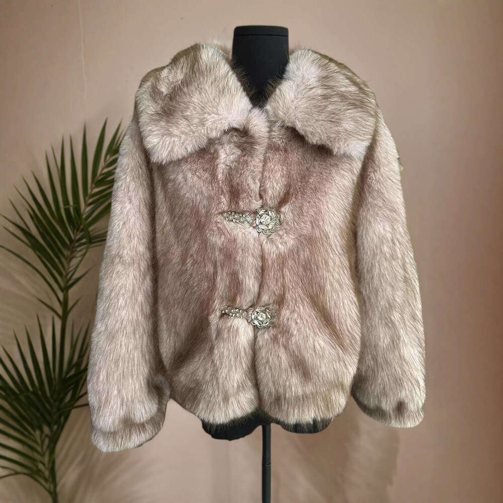 2025 New Fur Coat Women's Short Fashionable Elegant Stand Collar Versatile Autumn Winter Mom Style