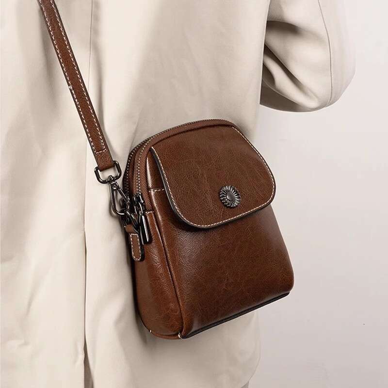 Genuine Leather Small 2025 New Crossbody For Women Versatile Vertical Multi-Layer Shoulder Fashionable High-End Phone Bag Trendy