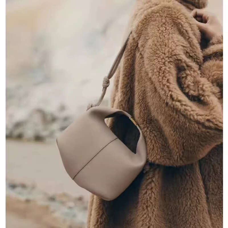 designer bag Luxury bag New French Niche Versatile Solid Color Single Shoulder Women's Fashion Handbag Lychee Pattern Crossbody Bag