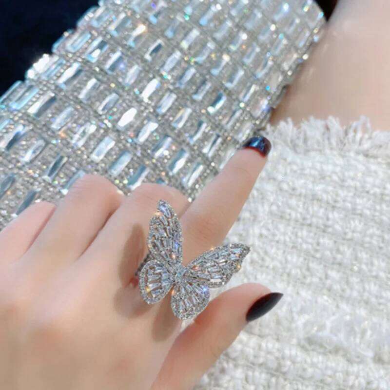 Jewelry Hot Sale Hollow Butterfly Exaggerated Ring Adjustable Animal Hand Decoration Wholesale