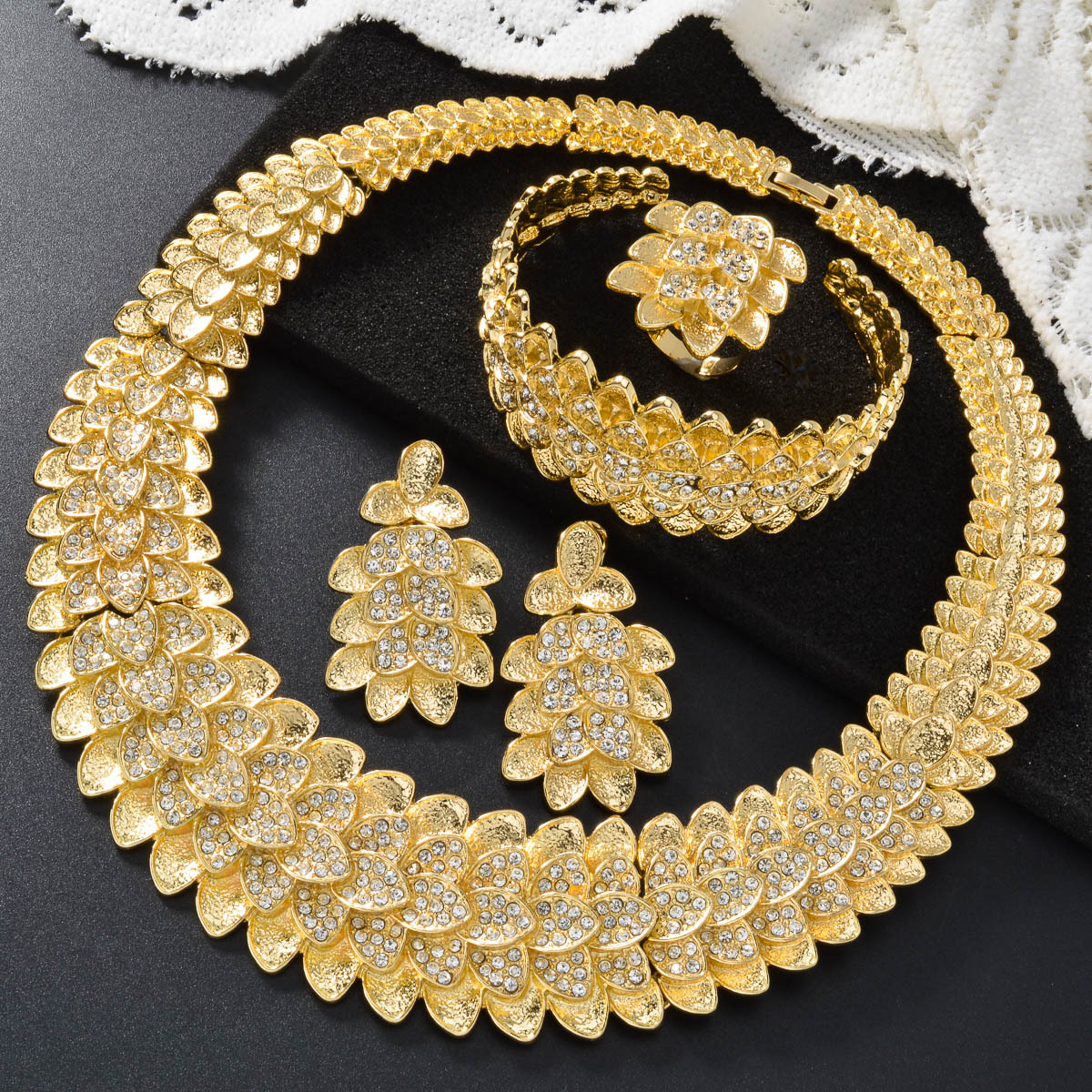 Jewelry 5-Piece 18K Gold Leaf Multi-Layered Full-Diamond Jewelry Set for Middle Eastern Banquets - Necklace, Bracelet, Earrings, Ring | Unique Jewelry