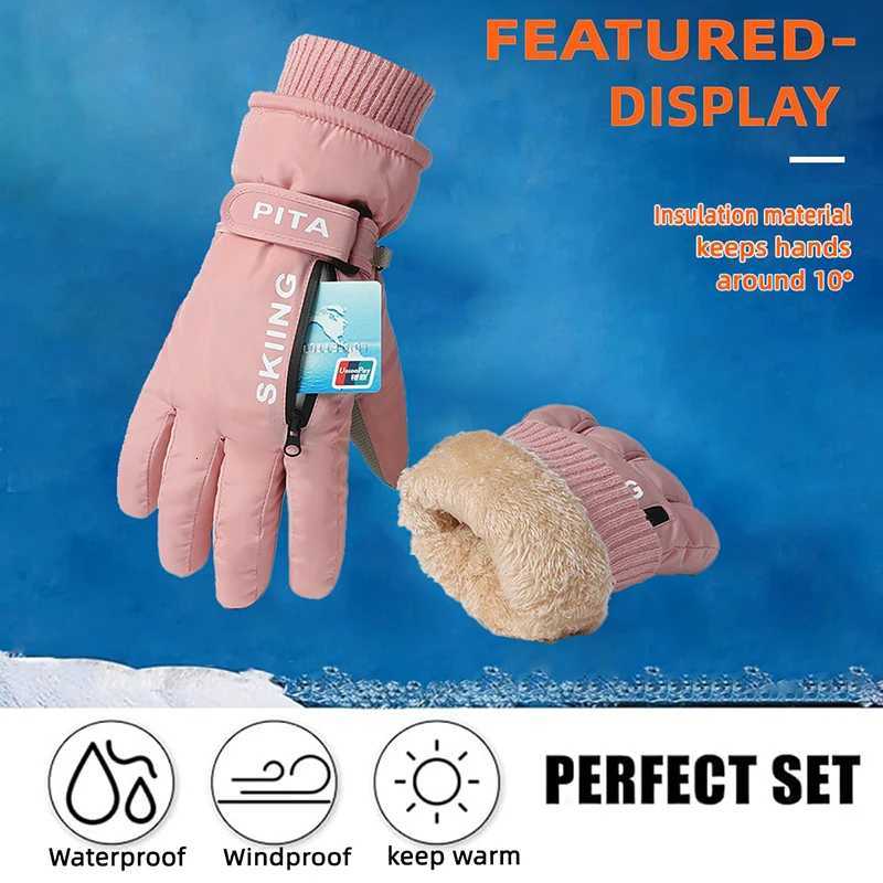 Winter Sports Gloves Non Slip Touch Ski Gloves Waterproof Pocket Snowboard Accessories Warm Mens and Womens Gloves Mittens Z250925