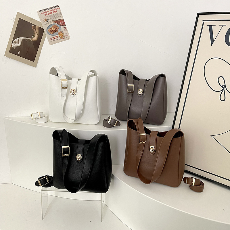 Cross border autumn simple small bag women's multifunctional large capacity female bag designer bag high-end shoulder bag luxury bag