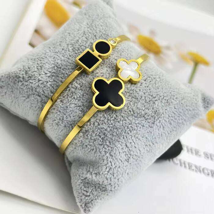 Fatingna sterling silver Open Jewelry Lucky Gold clover Bangle Cuff Women's Bracelet