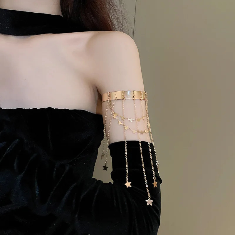 Vintage Star Heart Fringe Open Upper Arm Bangle for Women Gold Color Long Link Chain Bracelet Bohemia Star Party Jewelry Gift 250930