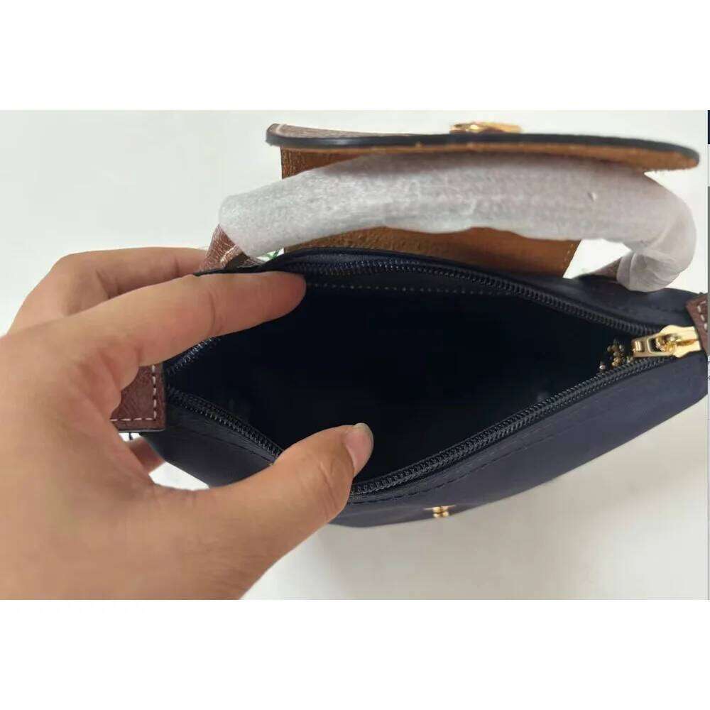 Hot Selling New Mini Dumpling Bun Nylon Large Capacity Handheld Versatile Crossbody Bag Change Keybag With Shoulder Strap Designer Bags