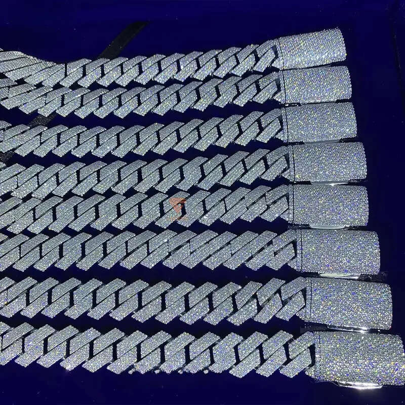 Factory Wholesale Men's Sterg Sier Bracelet High Quality Hip Hop Jewelry Iced Cuban Chain VVS Moissanite White Gift