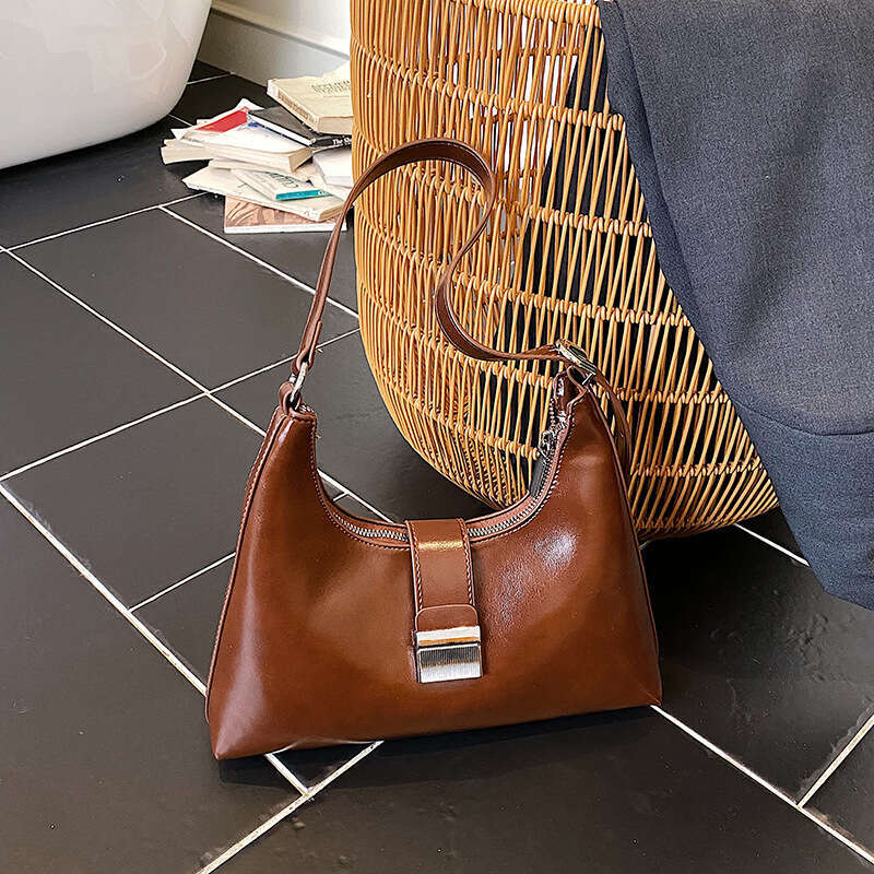 designer bag Luxury bag Oil Leather Crossbody for Women New Large Capacity Fashion Versatile Commuter Underarm Shoulder Bag