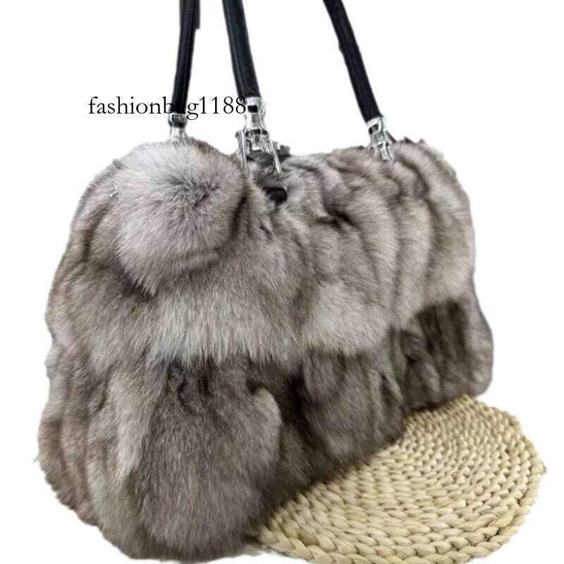Korean version Genuine Natural Fox Fur Women Clutch Purses Evening Party Winter Chain Shoulder Bag