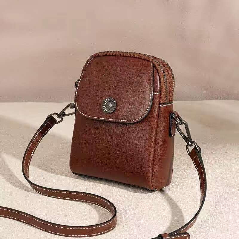 Genuine Leather Small 2025 New Crossbody For Women Versatile Vertical Multi-Layer Shoulder Fashionable High-End Phone Bag Trendy