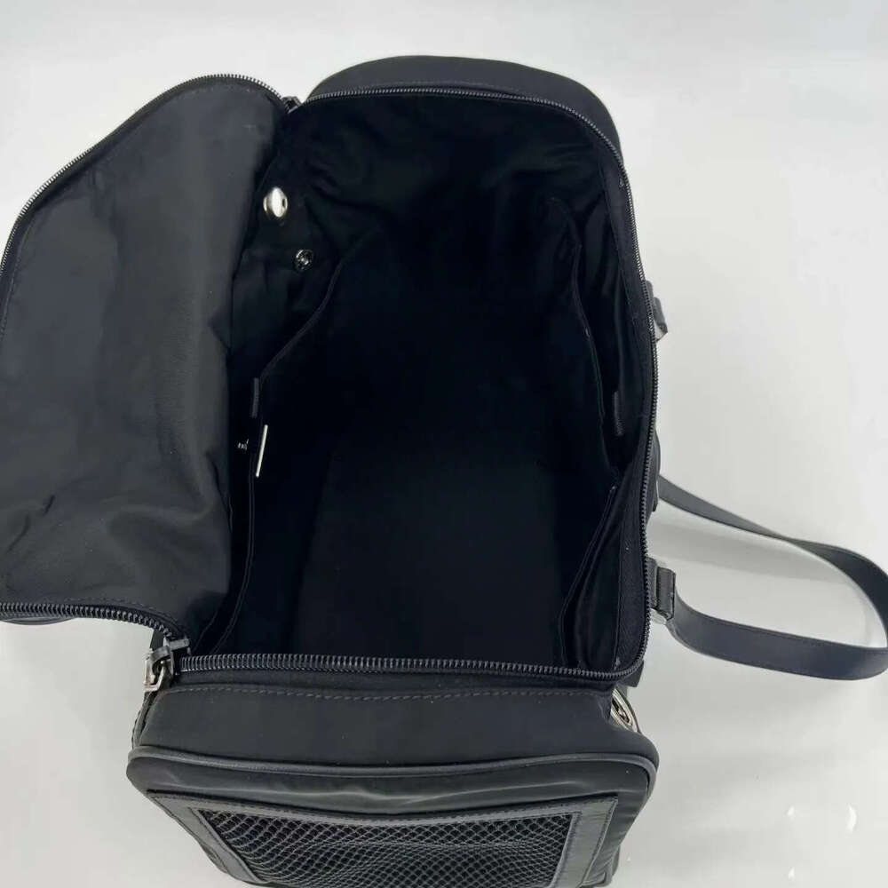 2025 new Stylish Trendy Brand Canine & Fee Backpack - Comfortable Pet Outing Bag with High-Quality Materials