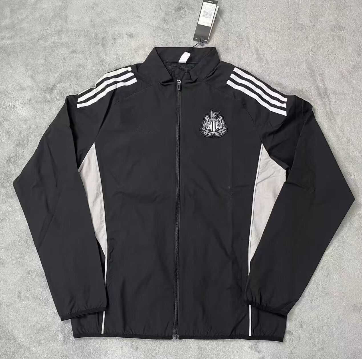 25 26 TONALI NewCastledS E soccer jerseys Windbreak BLACK 2025 2026 BARNES BRUNO G. Gordon ISAK Football Shirt gift Home Away Botman fans WINNERS CARABAO CUP FINAL BURN