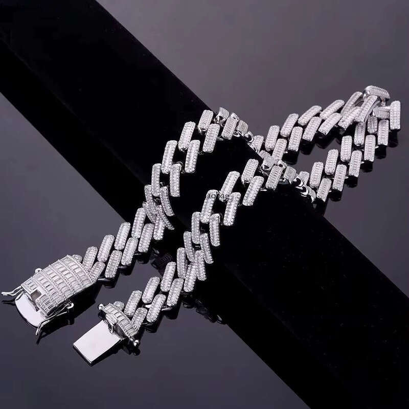 High Quality Hip Hop Jewelry Moissanite Customized Iced Out Cubic Zircon Sterling Sier Cuban Chain Necklace for Men
