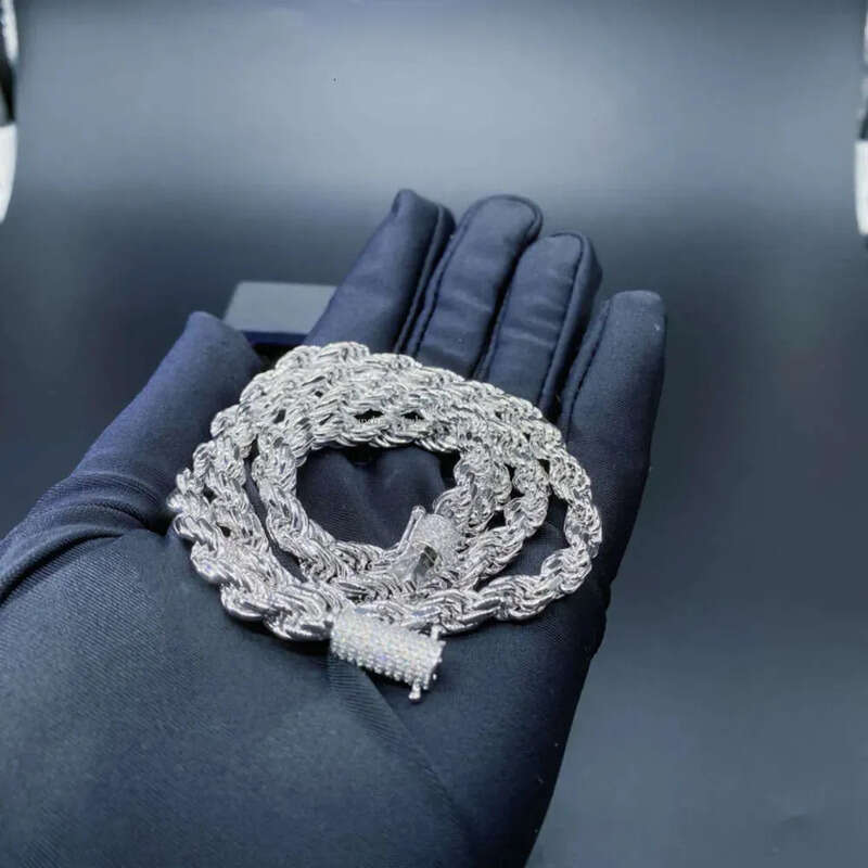 Pass Dia Tester 8mm Full VVS Moissanite Iced Out Rope Chain Sterg Sier Men Hip Hop Jewelry Twisted Necklace
