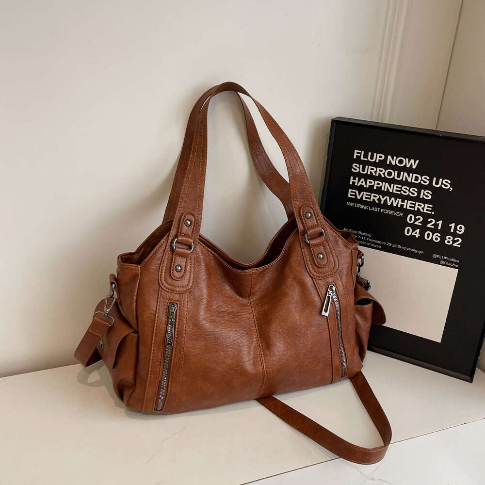 designer bag Luxury bag Fashion Versatile Large Capacity New for Women High-end Commuting Crossbody Handbag Shoulder Underarm Tote Bag