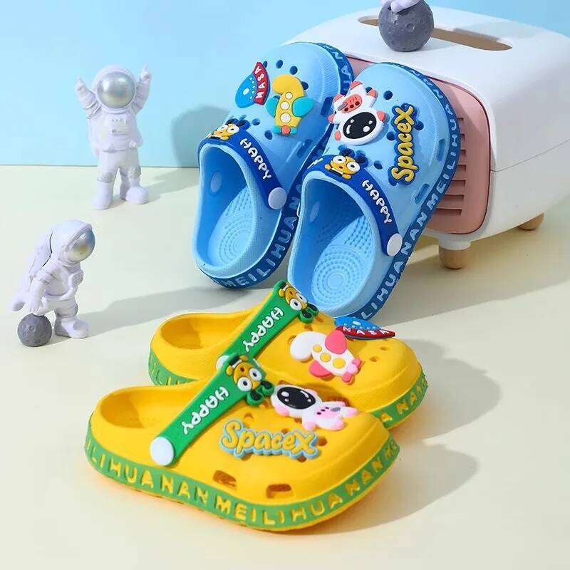 Children's Cartoon Baby Soft-Soled Ultra-Light Anti-Slip Infant Closed-Toe Sandals for Boys & Girls Beach Shoes