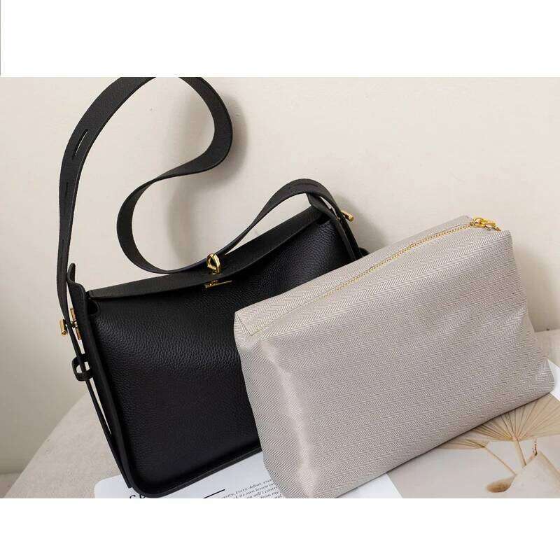 New Niche Designer Crossbody Armpit Head Layer Cowhide Leather Ladies Wide Shoulder Strap Large Capacity Bag
