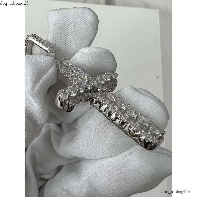 wholesale VVS Moissanite Dia Tennis with cross Necklace sier Plated Jewelry Chain