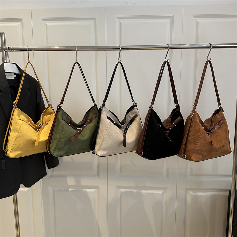 Designer Fashion Large Capacity Handbag 2025 New Multi functional Backpack Simple Casual Shoulder Bag