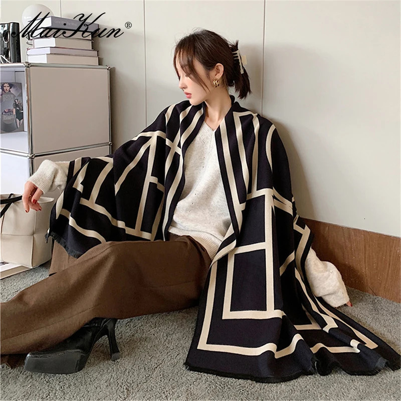 Maikuns Winter Faux Cashmere Lettering Jacquard Scarf Womens Thick AllMatch Neck DoubleSided Fashion Fringed Warm Shawl 250930