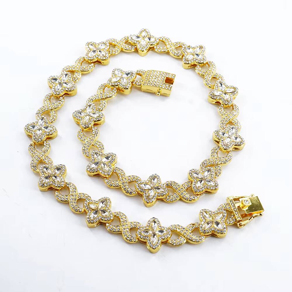 2025 Hot Sale Hip Hop Four-Leaf Clover 8 Cuban Link Necklace Ice Blue Moissanite Infinite Rectangular Link Brace for Men and Women