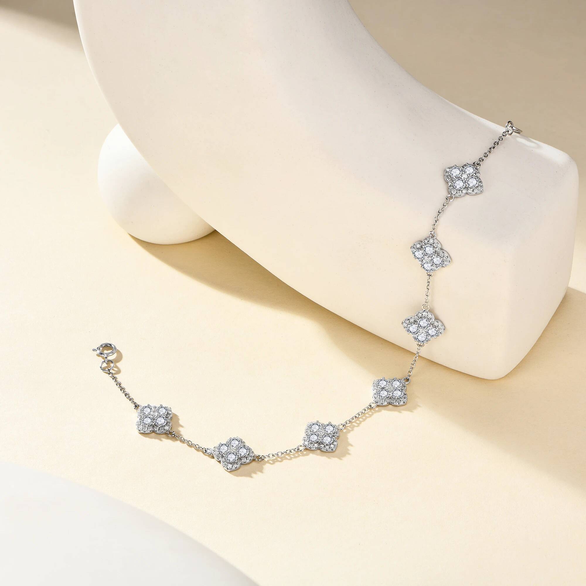 ATTAGEMS Full Moissanite Dia Bracelet DVVS1 For Women Sterg Sier Gold Plated Lucky Engagement Wedding Jewelry Gift