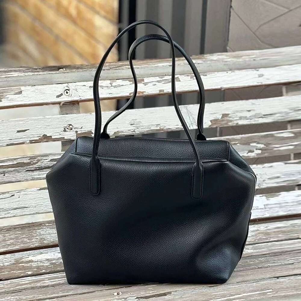 Designer Bags XHTY Genuine Leather Shoulder Underarm Women Soft Large Capacity Bowling Bag Simple Fashion Top Layer Cowhide New Model Hot Selling