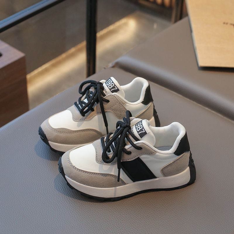 Kids Shoes 2025 New Girls Boys Comfortable Sports Shoes Children Leather Flats Kidszworld Kids Sneakers Fashion Toddler Casual Soft Shoe Size 26 - 36 