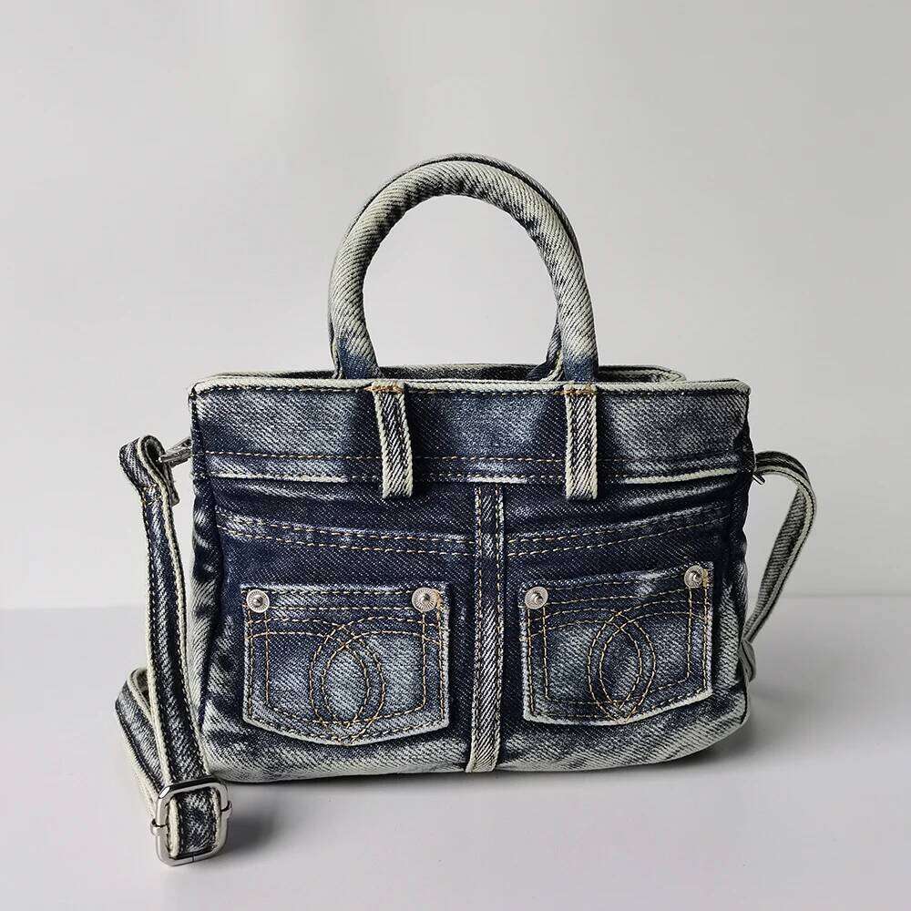 Jeans 2025 new classic lock design old washing denim toe bag fashion vintage street trend motorcycle style women handbag