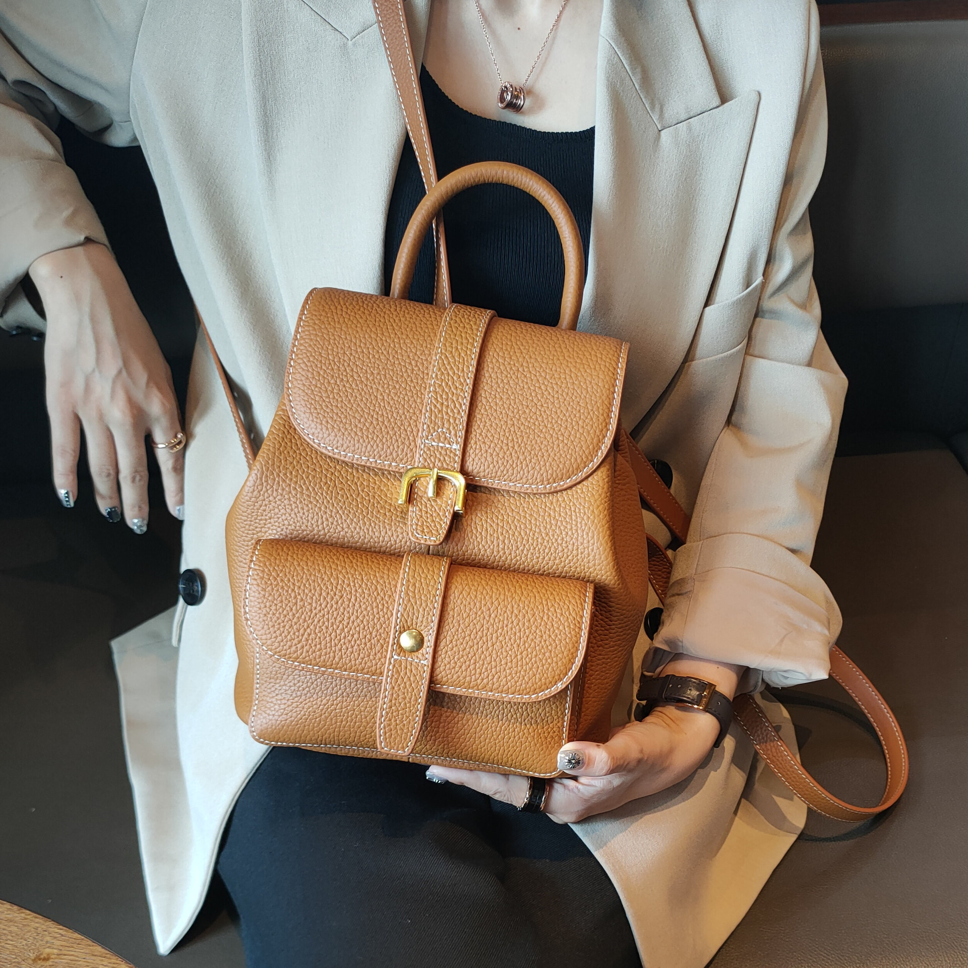 2025 New Backpack Women's Bag Designer Backpack Fashion Multi functional