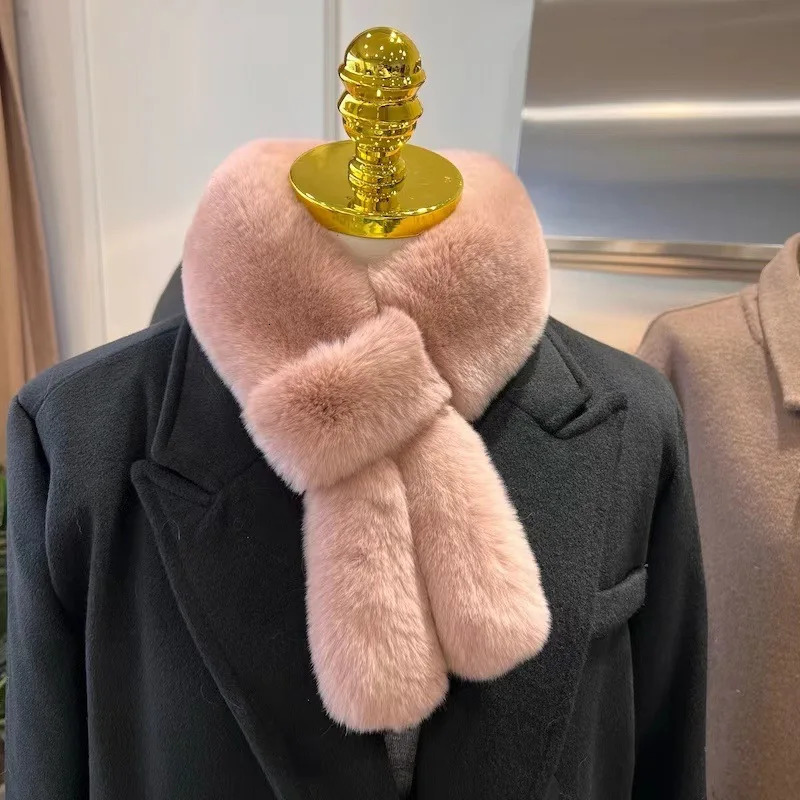 Faux Fur Scarf Winter Warm Fur Thicken Cross Scarives Neck Warmers Double Sided Rabbit Fur Scarf for Women Soft Plush Shawl Ring 250929