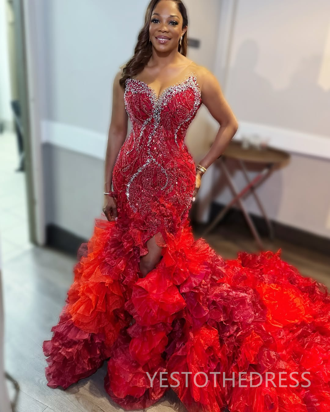 2025 Aso Ebi Red Prom Dress Evening Dresses Formal Gowns Illusion Mermaid Sheer Neck Tires Tulle Side Split Beaded lace Birthday Dress Second Receptio