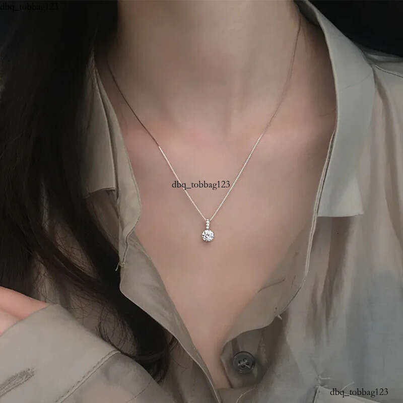 1CT Simple Fashion Dia Pendant Sweet Cute Jewelry Sterling Sier Soltaire White 5A Cubic Zircon Gemstones Party Beach Women Clavicel Necklace Gift