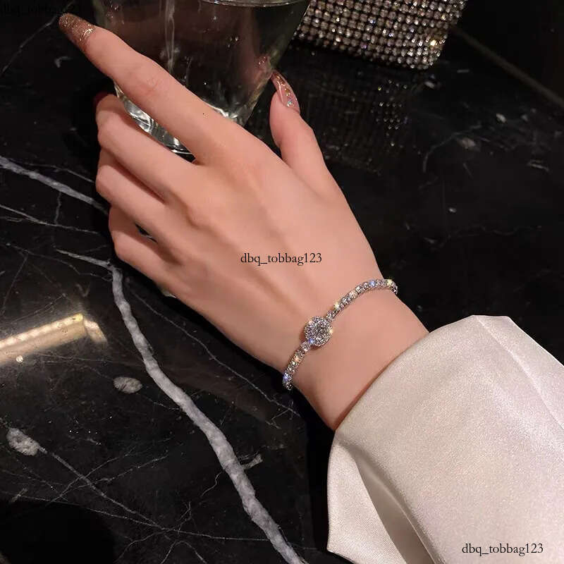 2023 Ins Top Sell Tennies Bracelet Jewelry Sterling Sier Fill Round Cut Cubic Zircon Party Eternity Women Wedding Bangle For Lover Gift