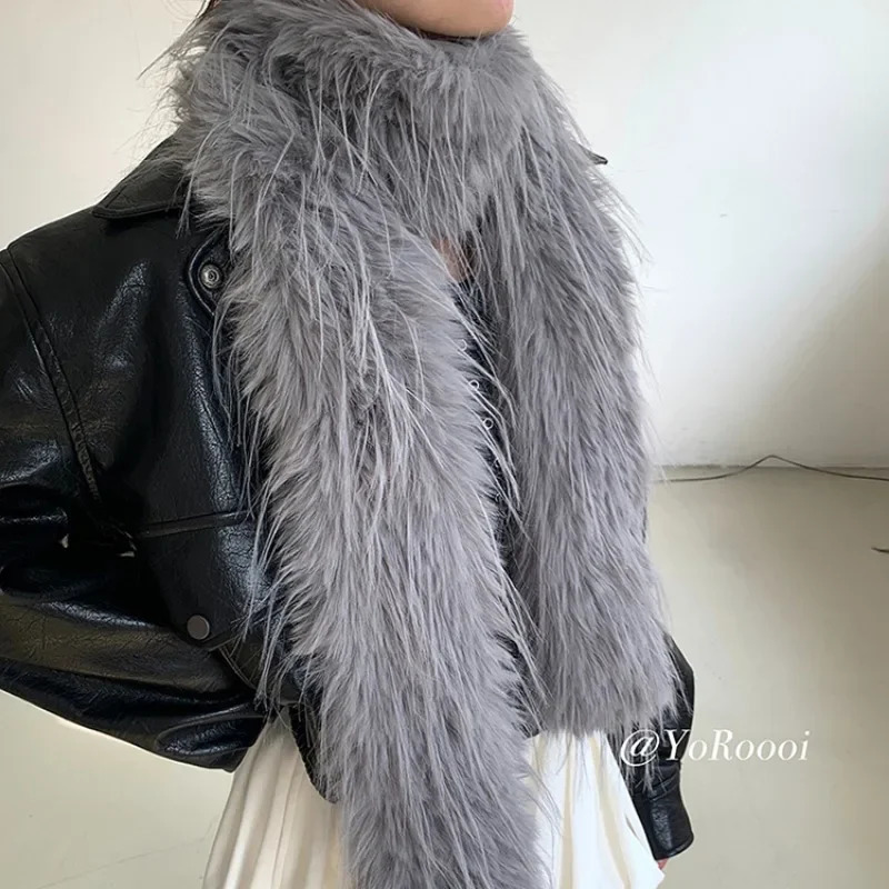 Korean Winter Fluffy Scarf Womens Niche Tassel Versatile Neck Warm Personality Long Comfortable Scarf Classic Soft Shawl 250929