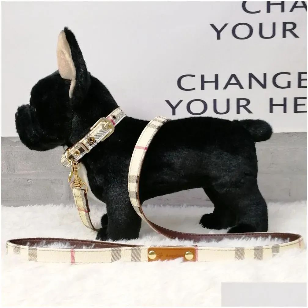 Designer Dog Collars Harness and Leashes Set Soft Adjustable Printed Leather Classic Pets Collar Leash Sets for Small Dogs Chihuahua Poodle Outdoor Du
