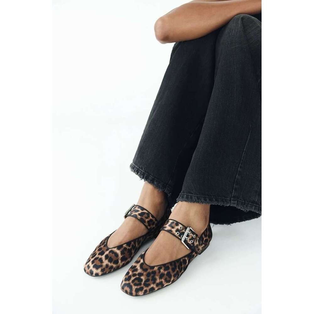 Designer Shoe 2025 Black Strap Buckle Mary Jane Style Ballet New Flat heel Round Toe Shallow Mouth Single Shoes for Women