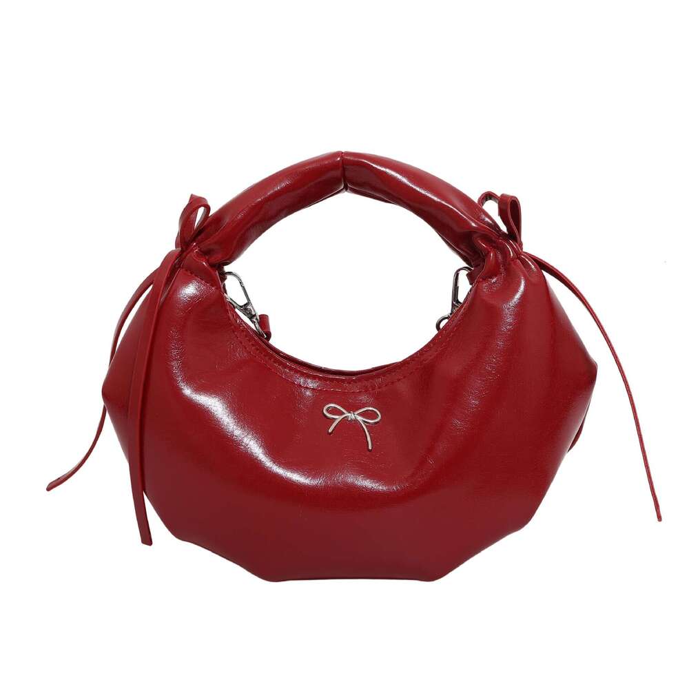 designer bag Luxury bag Large Capacity for Women New Niche Design Pleated Shoulder Casual Commuter Dumpling Bag