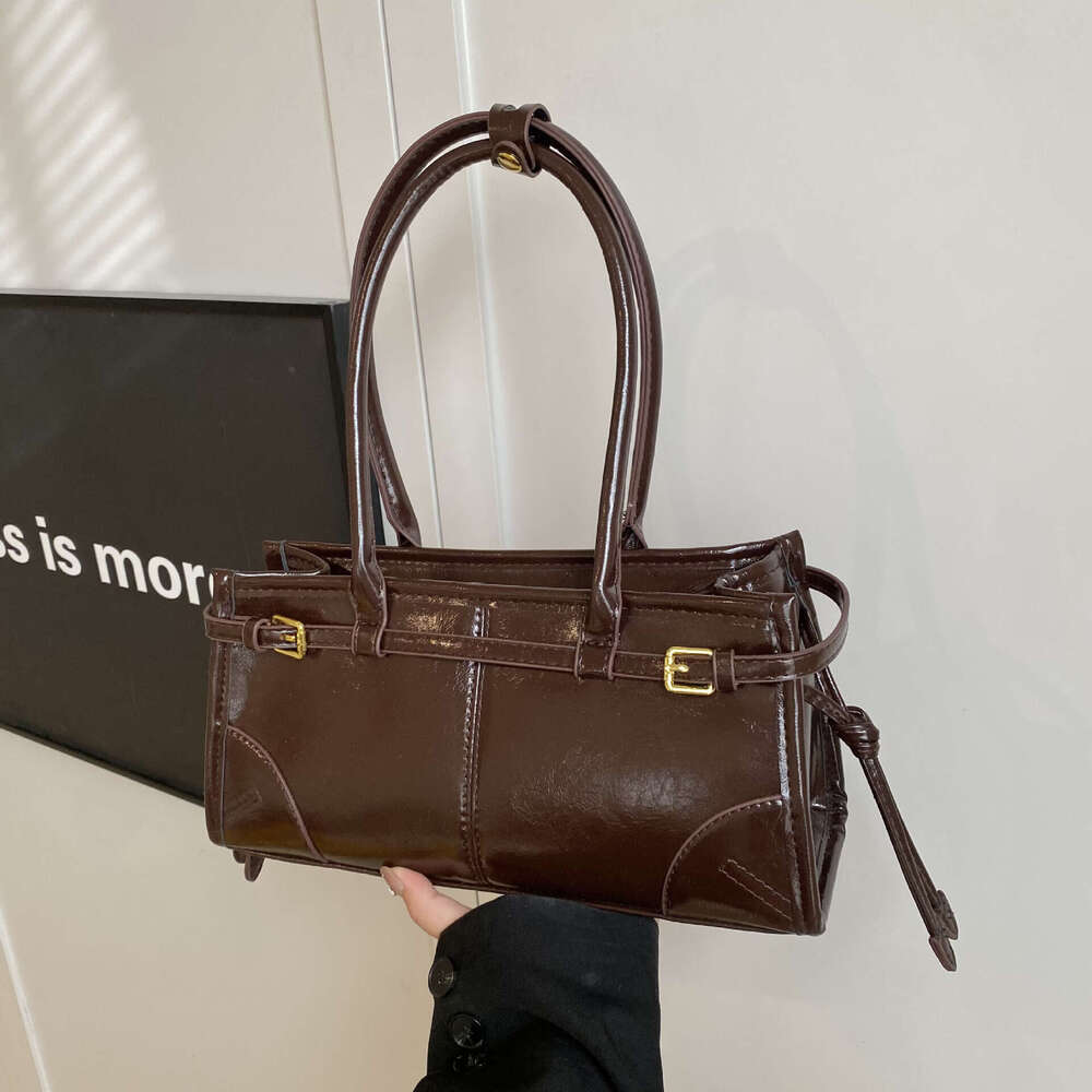 designer bag Luxury bag Large Capacity New Luxury Niche High-End Underarm Tote Single Shoulder Crossbody Oil Wax Leather Bag