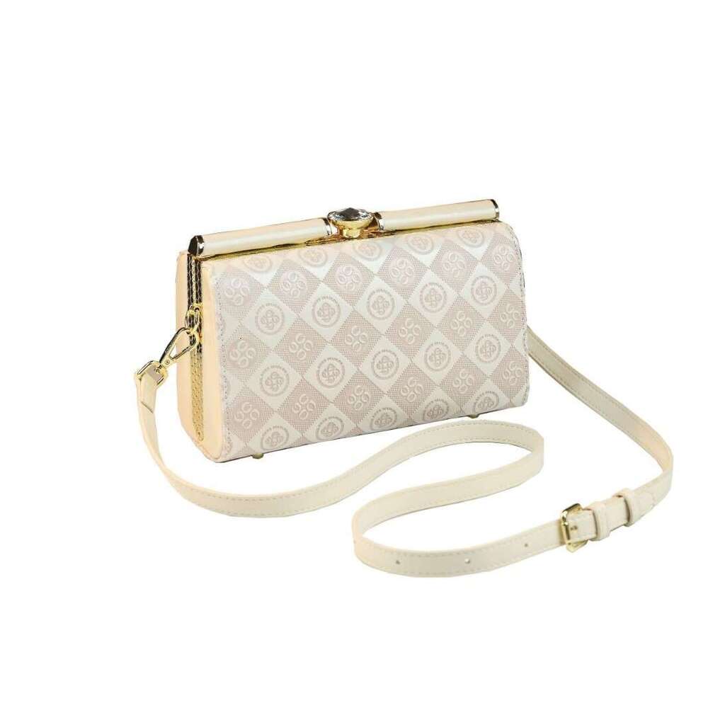 Luxury bag New Fashion Clip Underarm Niche Design Baguette Exquisite Light Genuine Leather Single Shoulder Crossbody Bag for Women