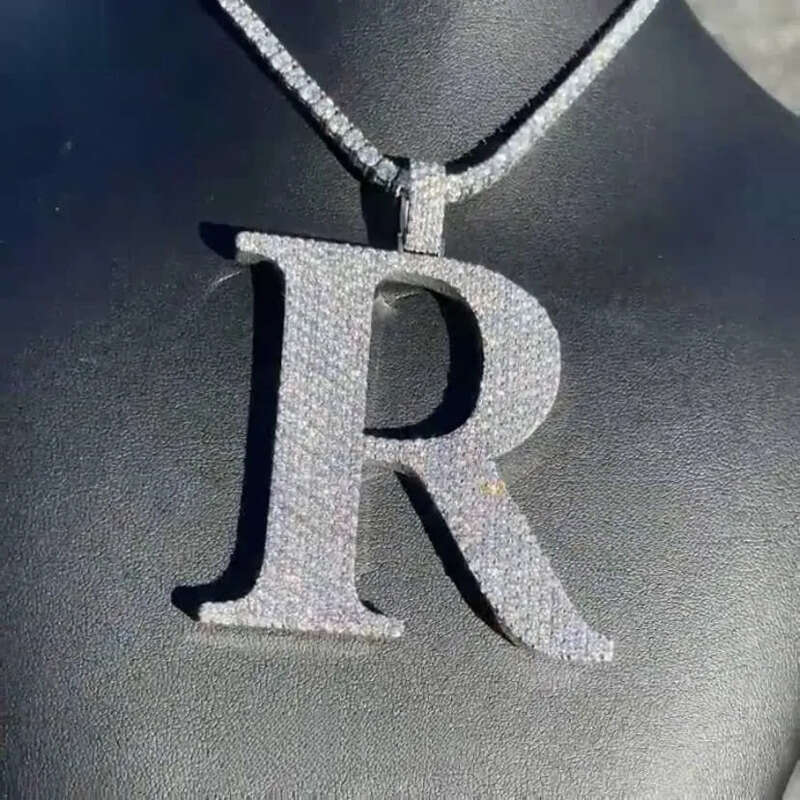 Custom Iced Out Dia Sier Vvs Moissanite Letter Necklace Pendant Hip Hop Jewelry