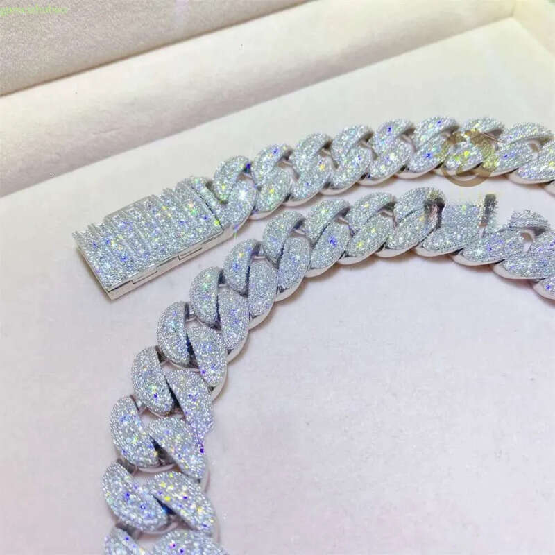 Fresh Bussdown 350g Hiphop 18mm S Iced Out Flawless Moissanite Miami Cuban k Chain